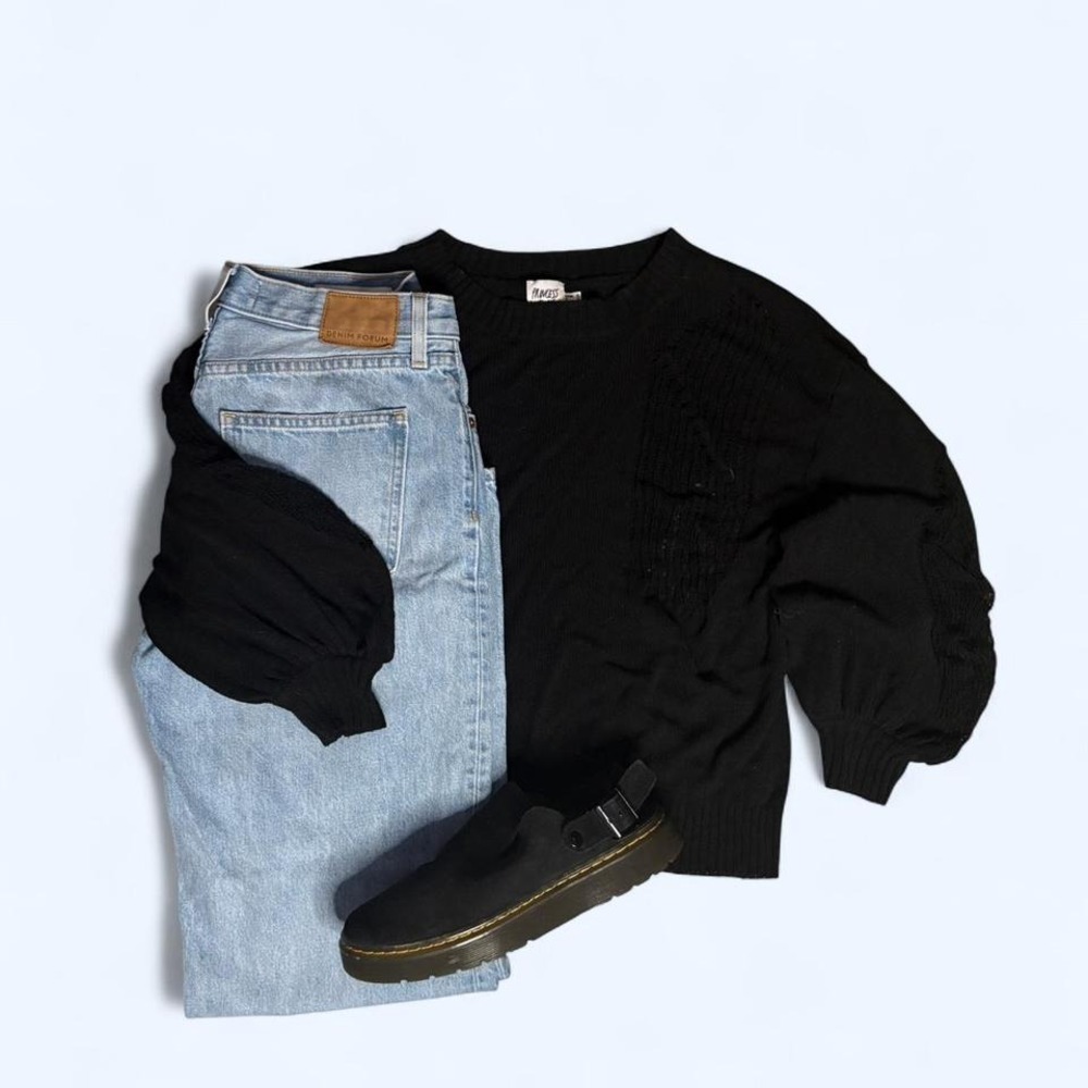 Poly princess Black crewneck flannel with‎ a relaxed fit, WOMAN SIZE 4